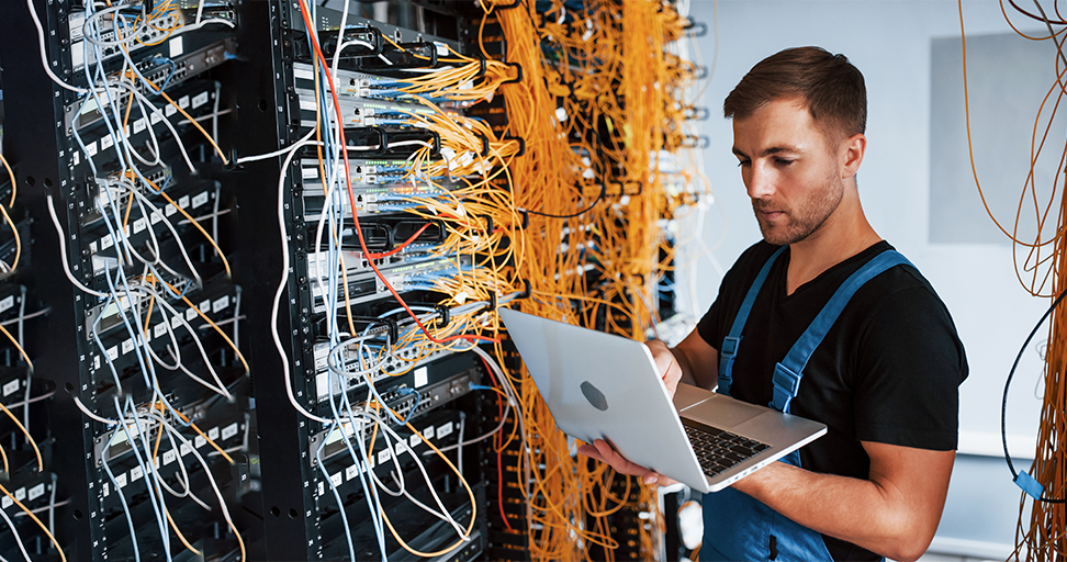 Bild für Kurs: Geprüfter Industriemeister - Fachrichtung Elektrotechnik | Schwerpunkt Automatisierungs- und Informationstechnik